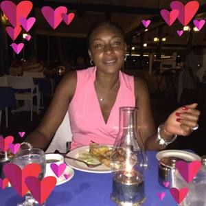 Meet your Posher, Suzette